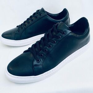 THURSDAY BOOT COMPANY Premier Low Top Sneakers